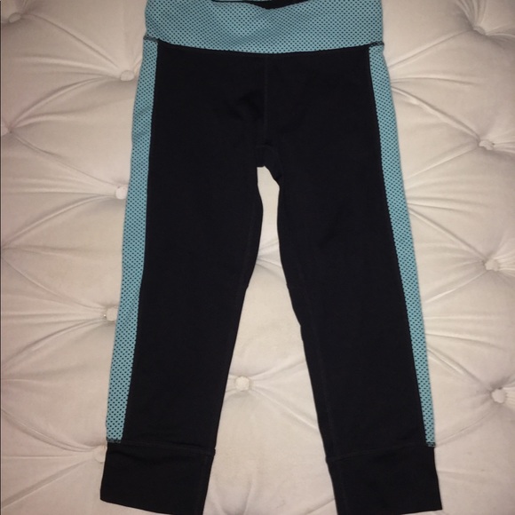 Tommy Hilfiger Pants - Tommy Hilfiger Sport cropped leggings